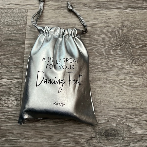 Miss to Mrs Bridal Dancing Shoes Small Silver - Picture 1 of 5